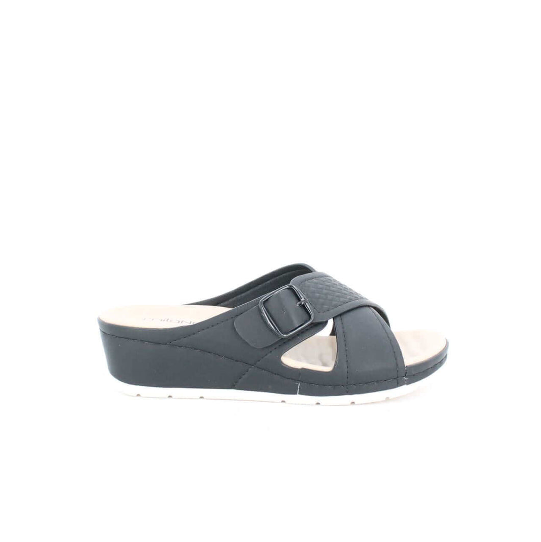 AKIMI-LOW-WEDGE-SILDE-SANDALS-BLACK